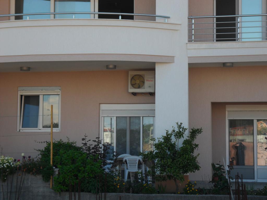 Apartment Petrovic Ulcinj Extérieur photo